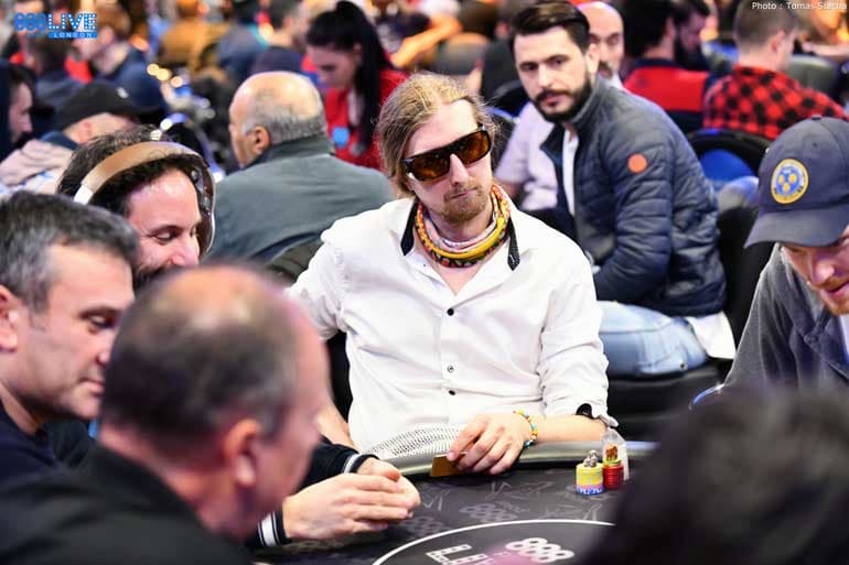 Il tavolo di 888poker