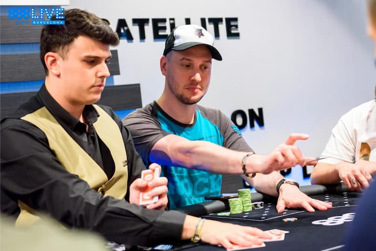 Al tavolo di 888poker non si vedono puntate Dunk!