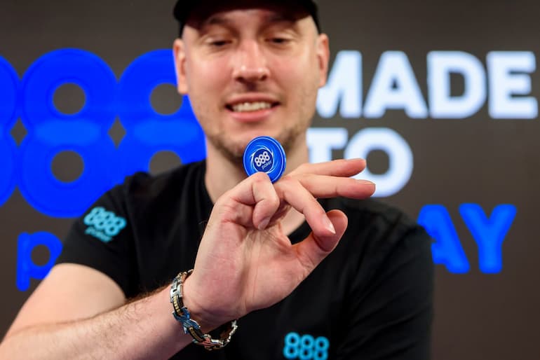 Ian sembra divertirsi!