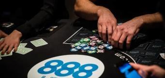 Un tavolo di 888poker