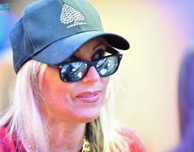 Una giocatrice di poker