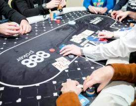Un tavolo di 888poker